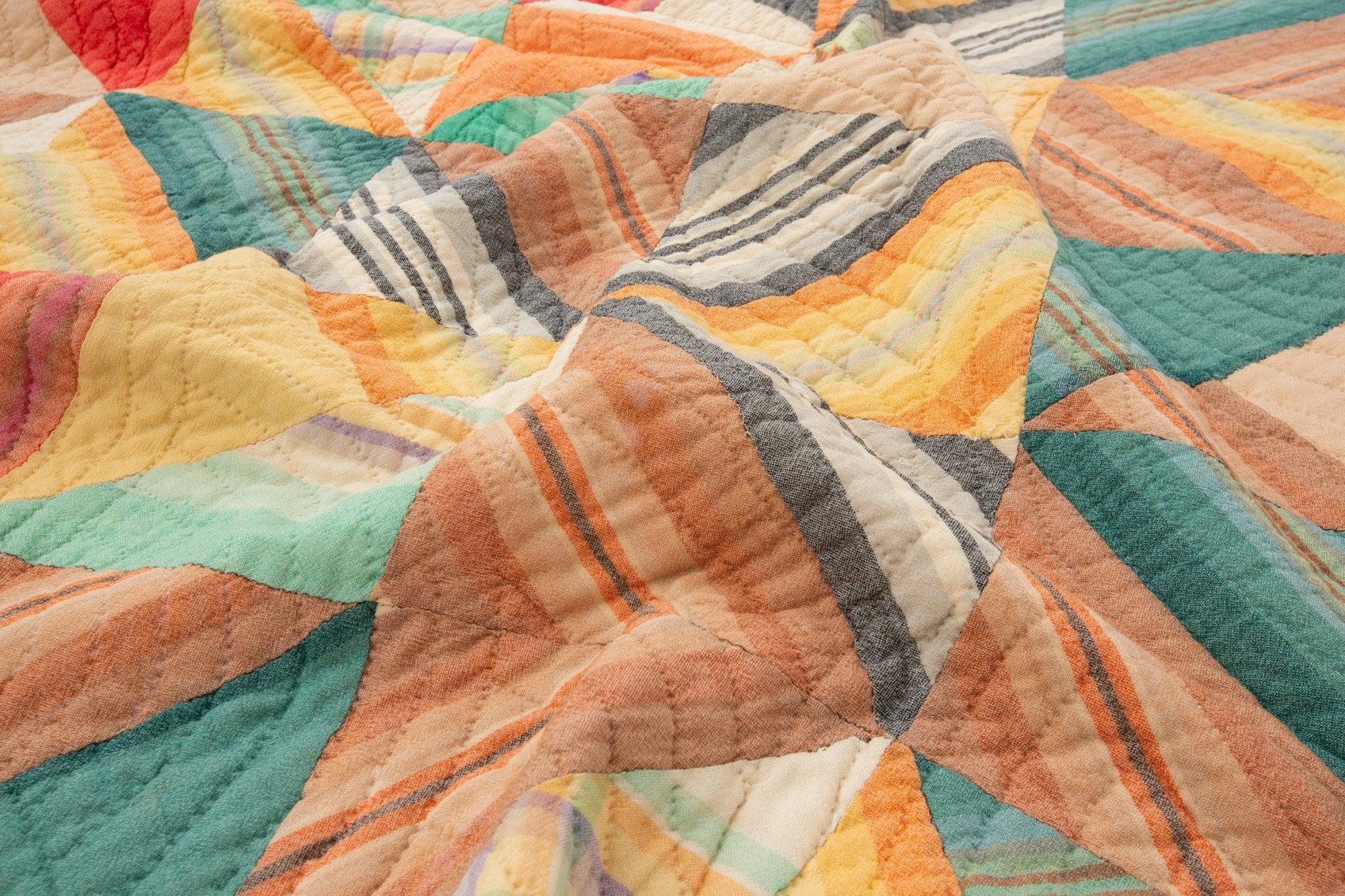 Antique Wool Crepe Quilt SHARKTOOTH Textiles