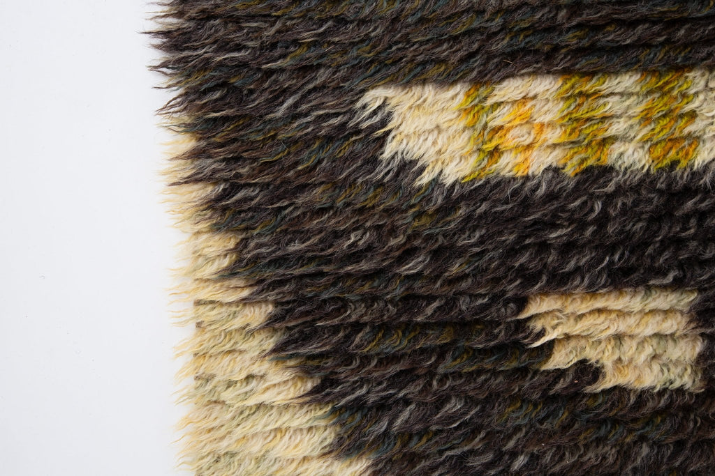 Vintage Scandinavian Rug - SHARKTOOTH Antique and Vintage Textiles