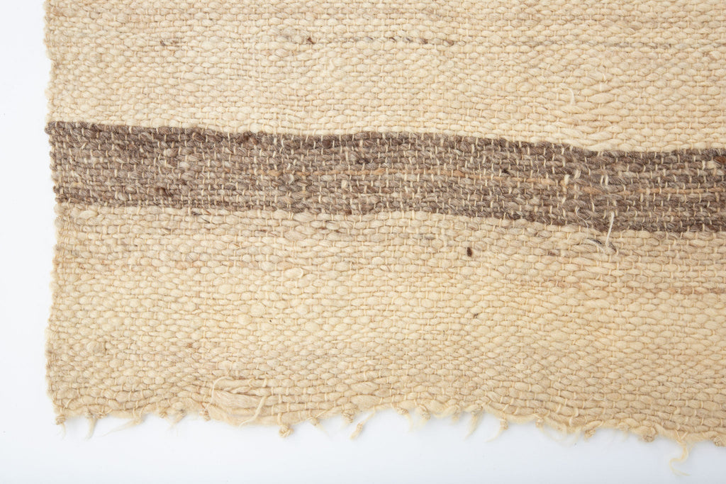 Vintage Wool Weaving - SHARKTOOTH Antique and Vintage Textiles