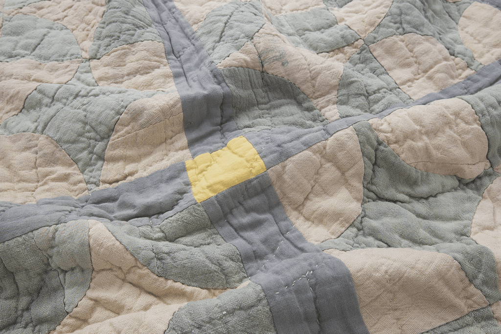 1930's Feed Sack Quilt - SHARKTOOTH Antique and Vintage Textiles