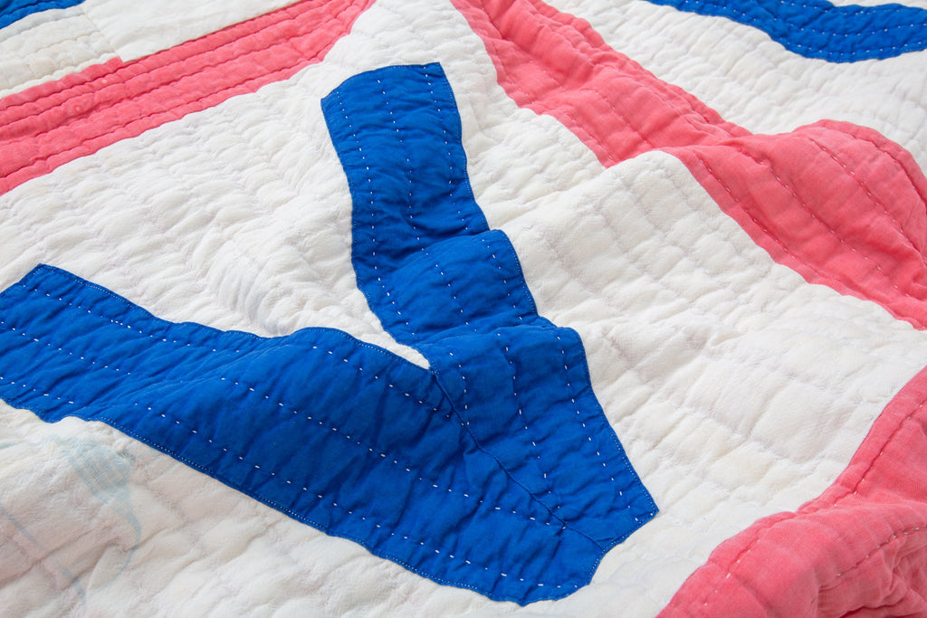 1940's Victory Quilt - SHARKTOOTH Antique and Vintage Textiles