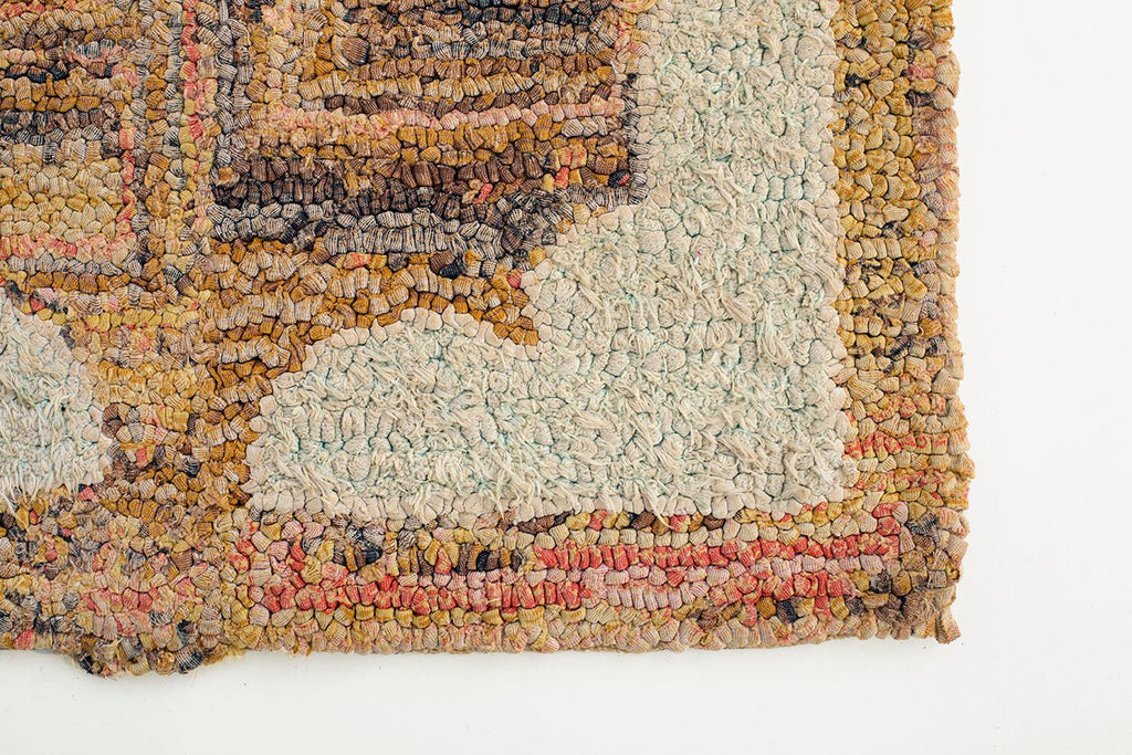 American Hooked Rug - SHARKTOOTH Antique and Vintage Textiles