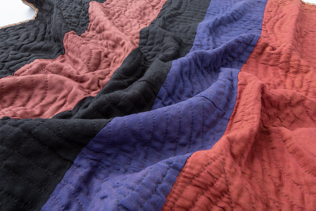 Amish Bar Quilt - SHARKTOOTH Antique and Vintage Textiles