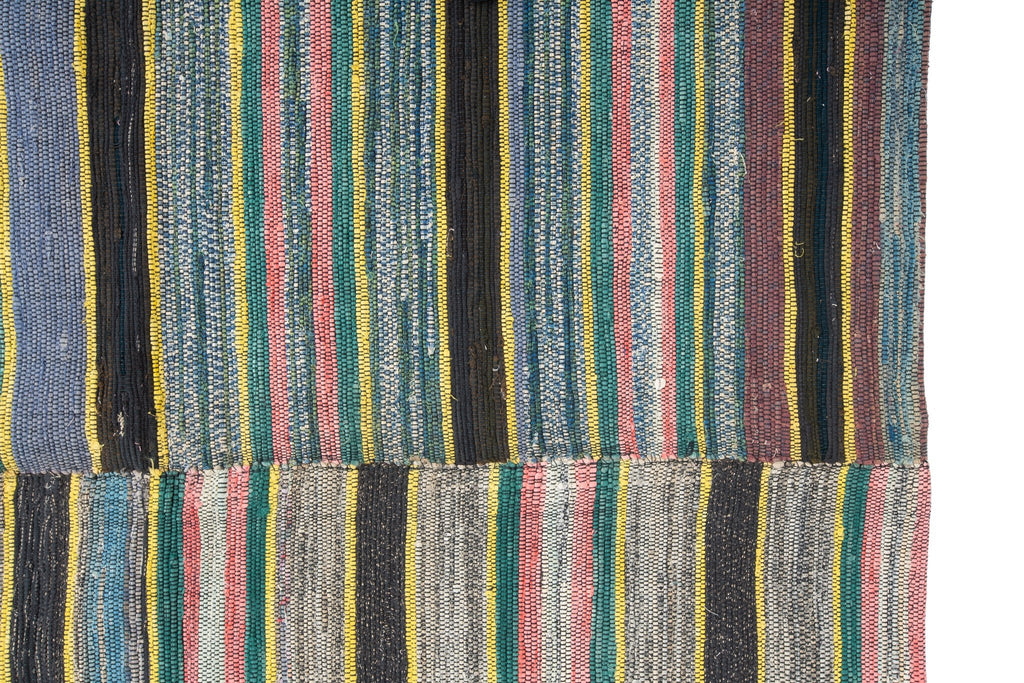 Amish Rag Rug 7'10" x 8'6" - SHARKTOOTH Antique and Vintage Textiles