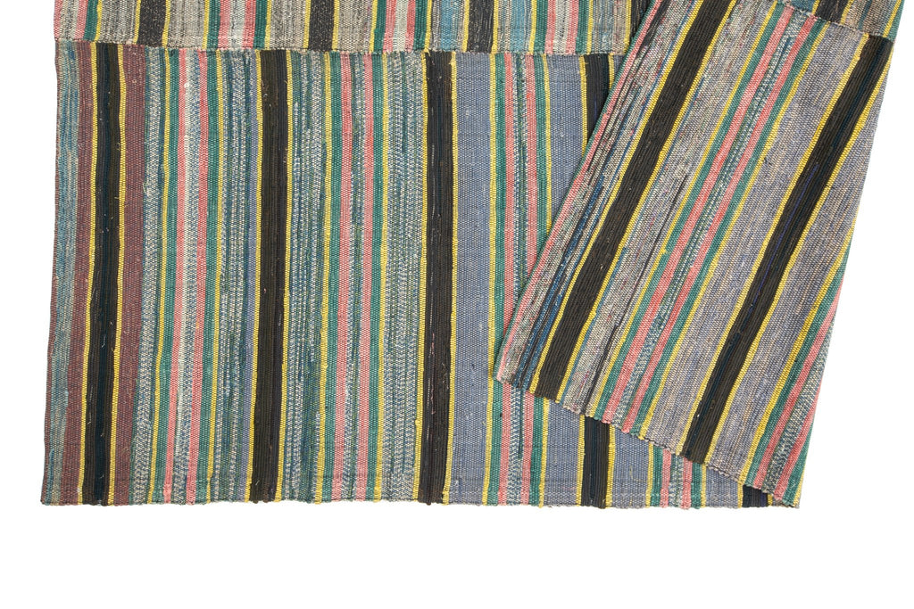 Amish Rag Rug 7'10" x 8'6" - SHARKTOOTH Antique and Vintage Textiles