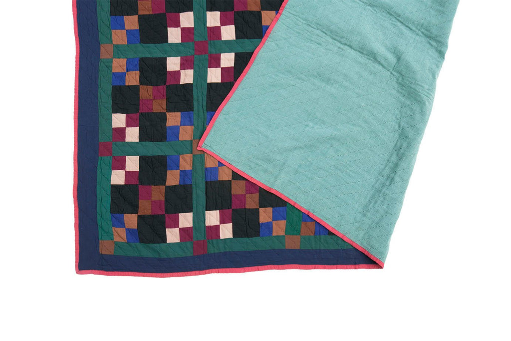 Antique Amish Quilt - SHARKTOOTH Antique and Vintage Textiles