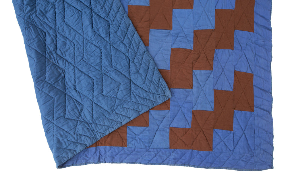 Antique Amish Quilt - SHARKTOOTH Antique and Vintage Textiles