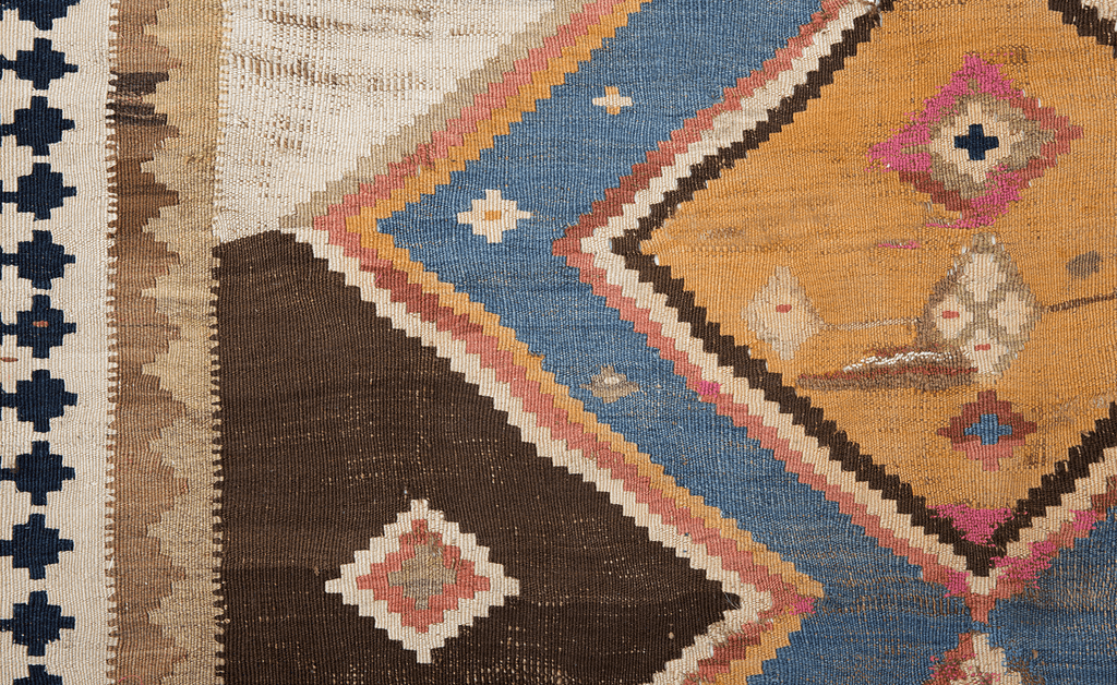 Antique Anatolian Kilim 4’9” x 8’ - SHARKTOOTH Antique and Vintage Textiles