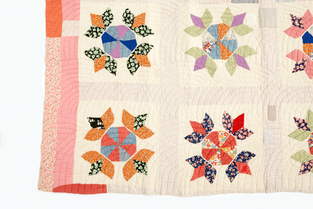 Antique Appliqué Quilt - SHARKTOOTH Antique and Vintage Textiles