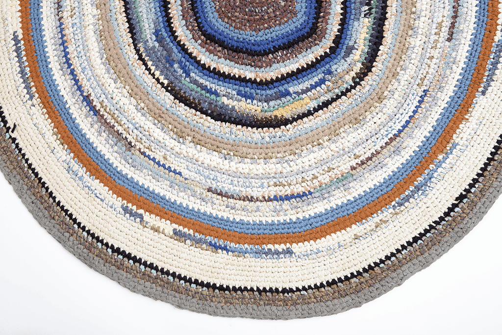 Antique Crochet Rag Rug - SHARKTOOTH Antique and Vintage Textiles