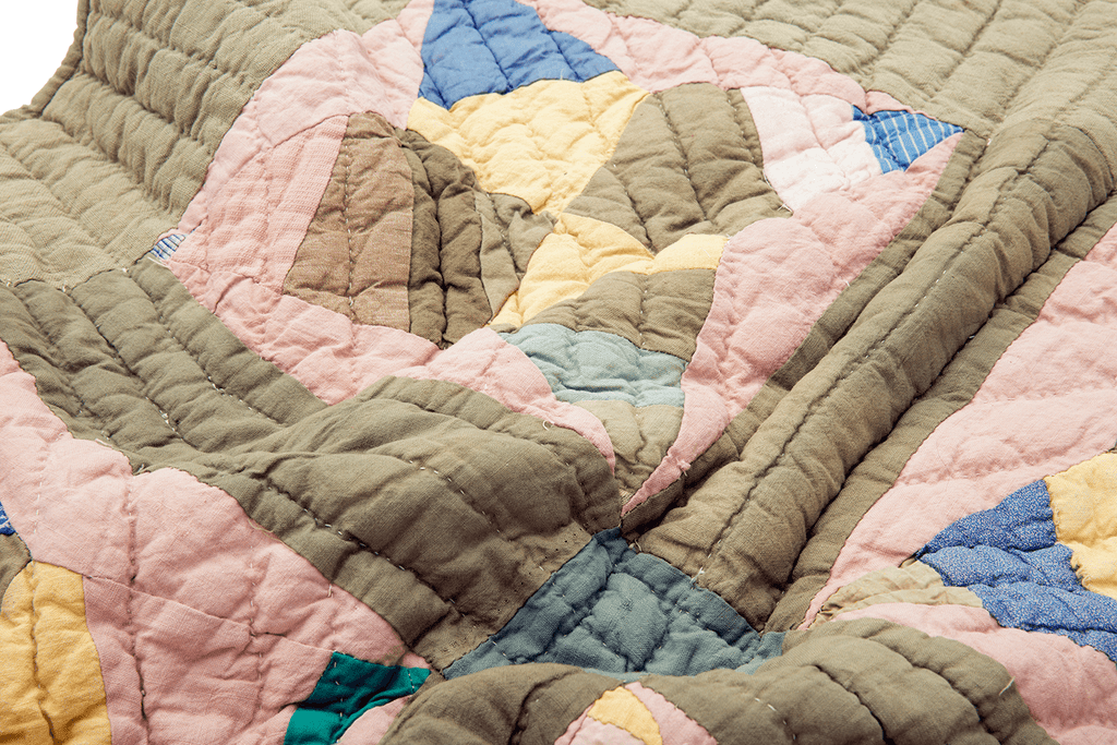 Antique Feedsack Quilt - SHARKTOOTH Antique and Vintage Textiles