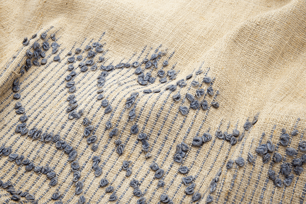 Antique French Canadian Blanket - SHARKTOOTH Antique and Vintage Textiles