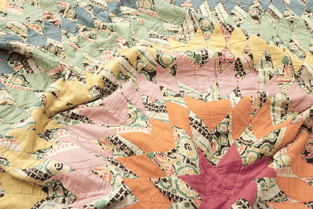 Antique Lonestar Quilt - SHARKTOOTH Antique and Vintage Textiles