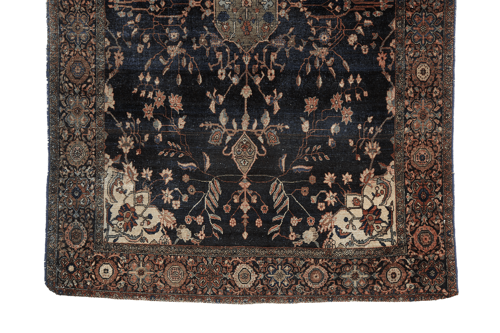 Antique Sarouk - SHARKTOOTH Antique and Vintage Textiles