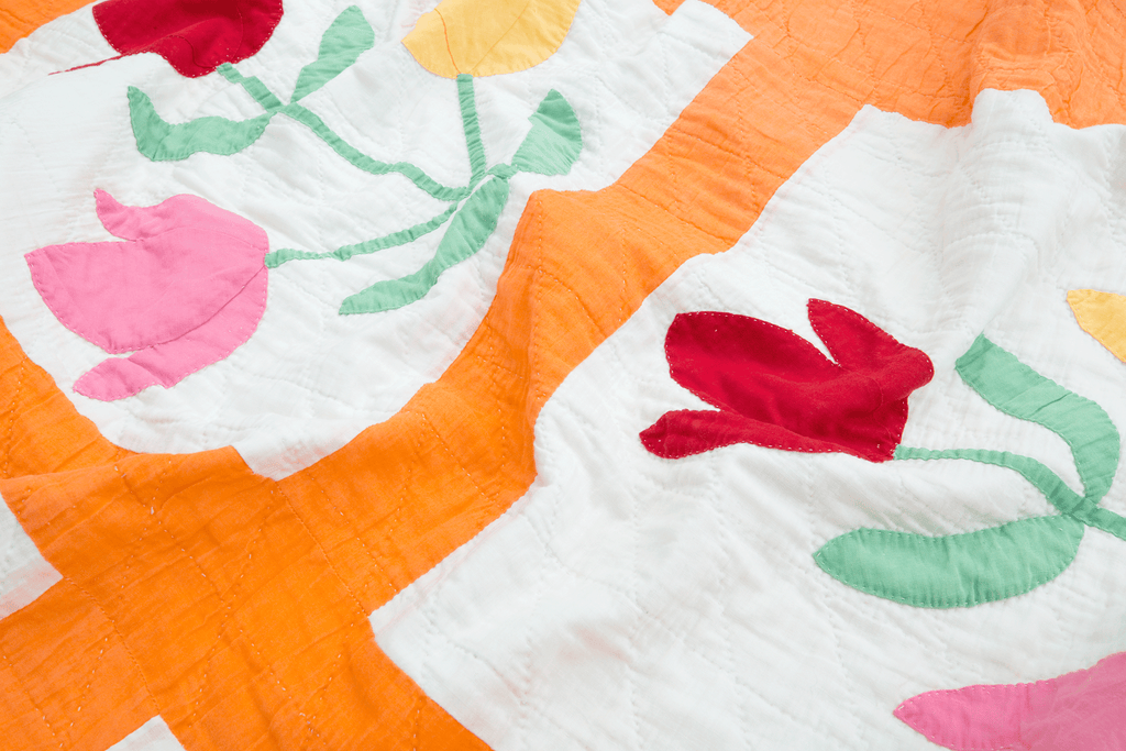 Appliqué Tulip Quilt - SHARKTOOTH Antique and Vintage Textiles