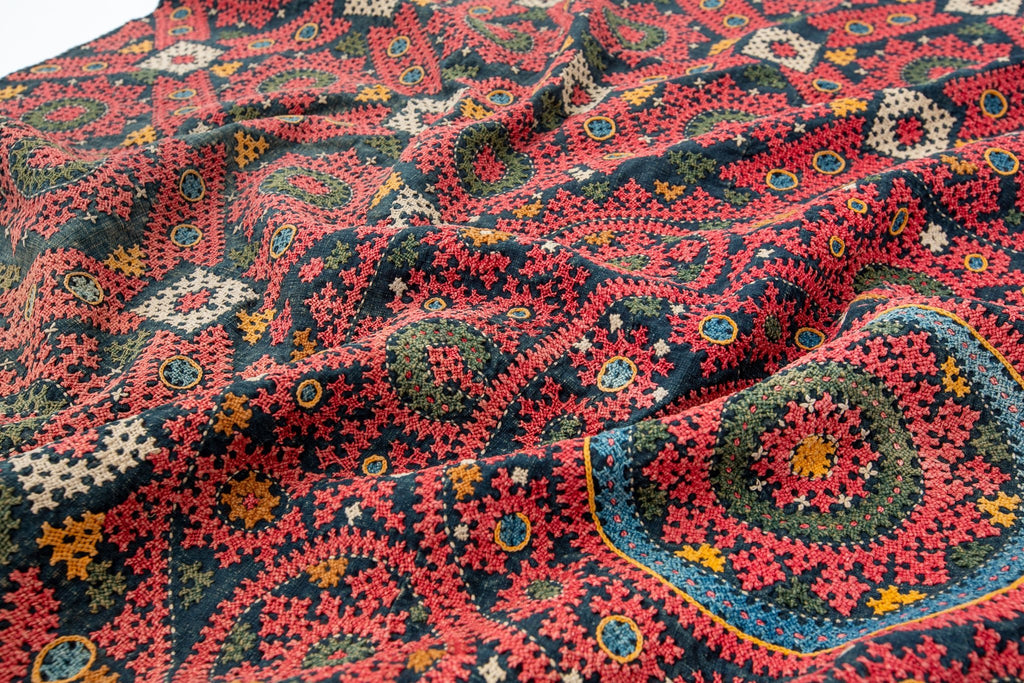 Armenian Marash Embroidery - SHARKTOOTH Antique and Vintage Textiles