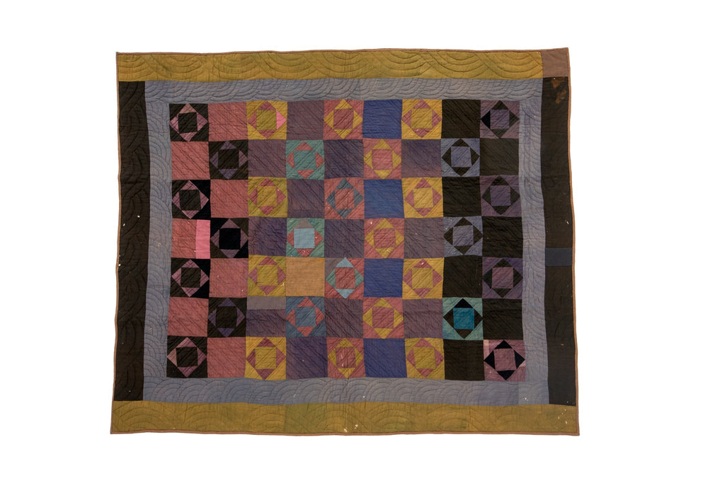 Early 1900's Amish Quilt - SHARKTOOTH Antique and Vintage Textiles