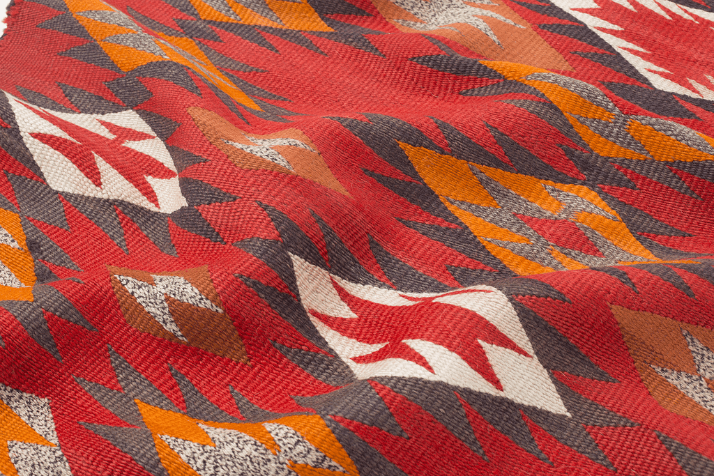 Germantown Navajo - SHARKTOOTH Antique and Vintage Textiles