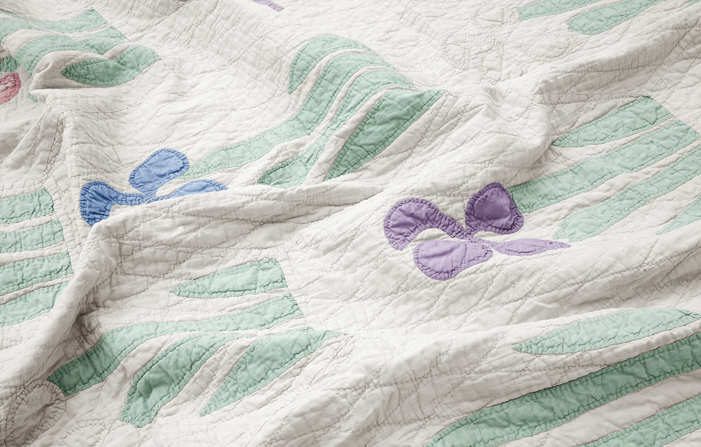 Iris Applique Quilt - SHARKTOOTH Antique and Vintage Textiles