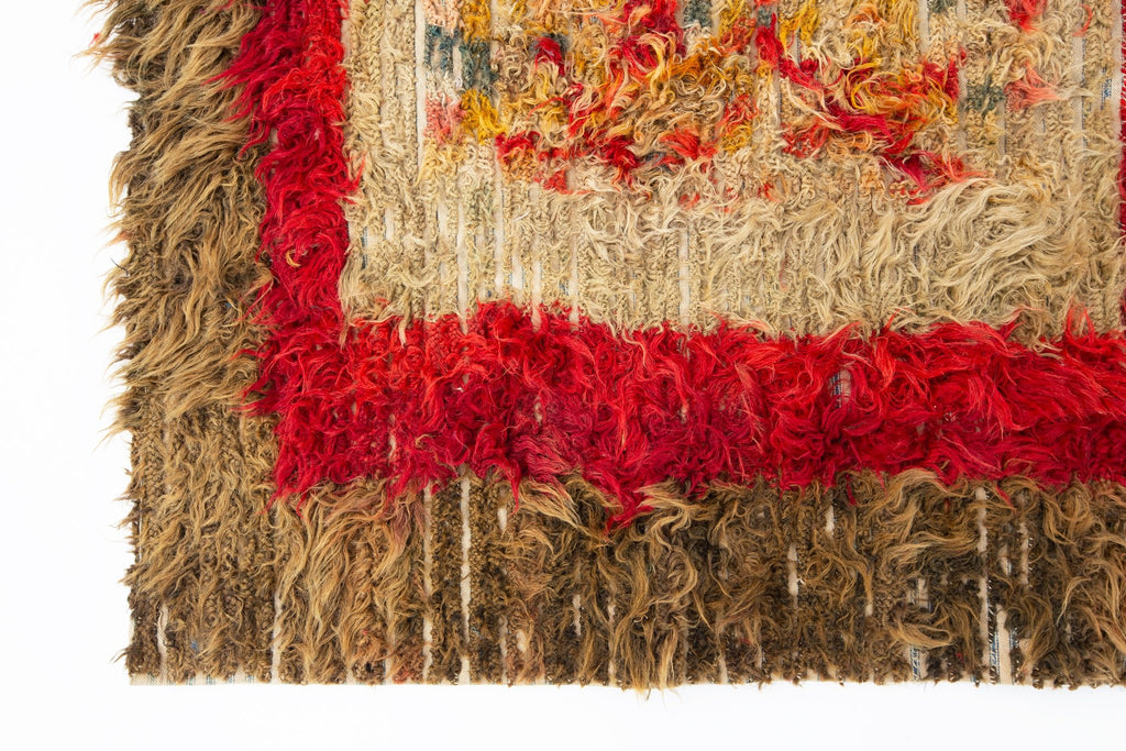 Knit Shag Mat 2' x 3'7" - SHARKTOOTH Antique and Vintage Textiles