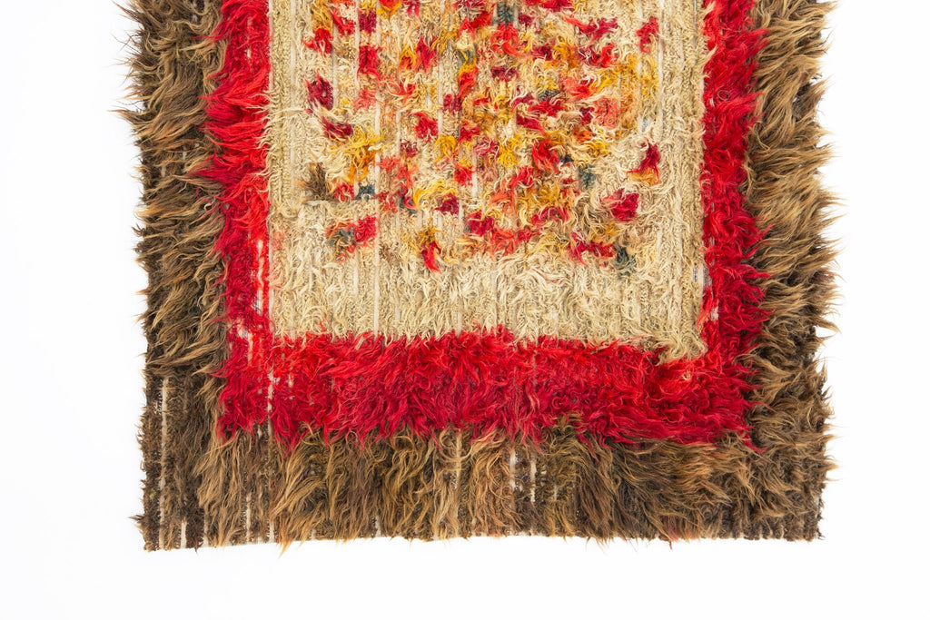 Knit Shag Mat 2' x 3'7" - SHARKTOOTH Antique and Vintage Textiles