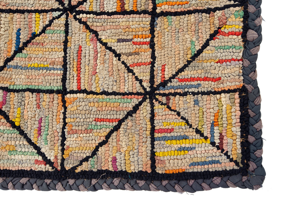 Shaker Hooked Rug 2'1" x 3'4" - SHARKTOOTH Antique and Vintage Textiles