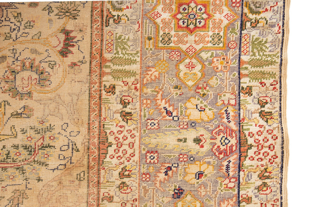 Silk Kaysari 5'3" x 6'10" - SHARKTOOTH Antique and Vintage Textiles