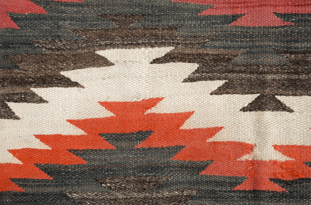 Transitional Navajo - SHARKTOOTH Antique and Vintage Textiles