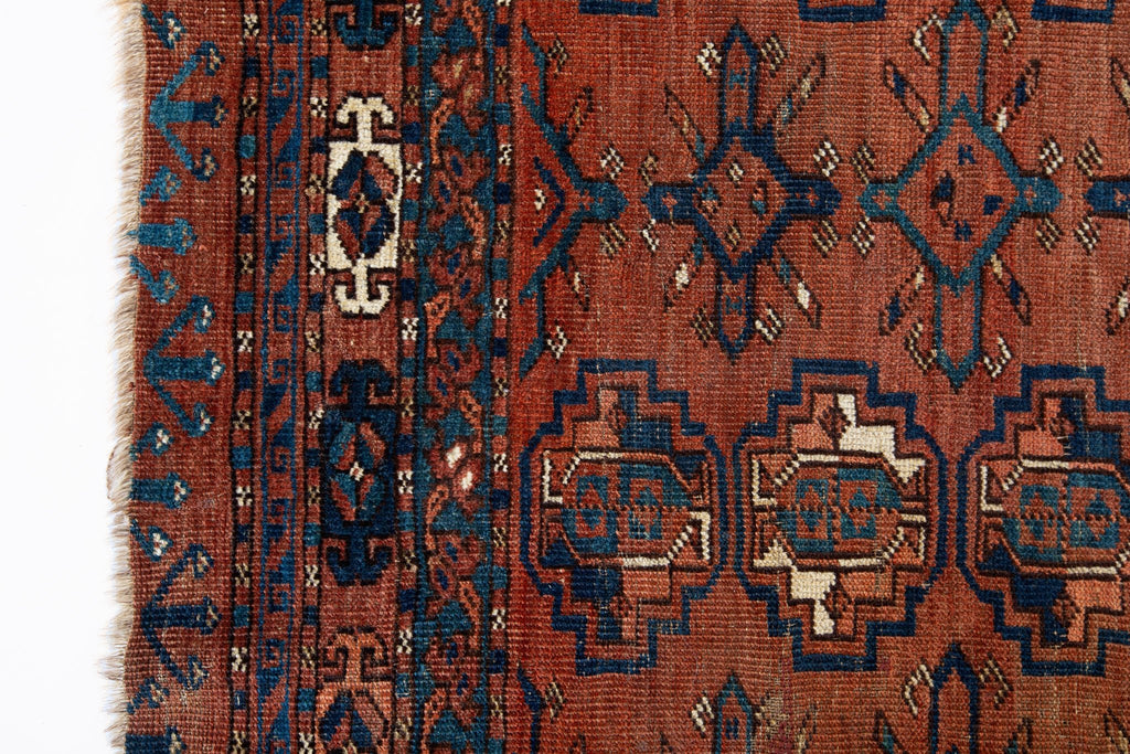 Turkomen Tekke 2'7" x 4'5" - SHARKTOOTH Antique and Vintage Textiles