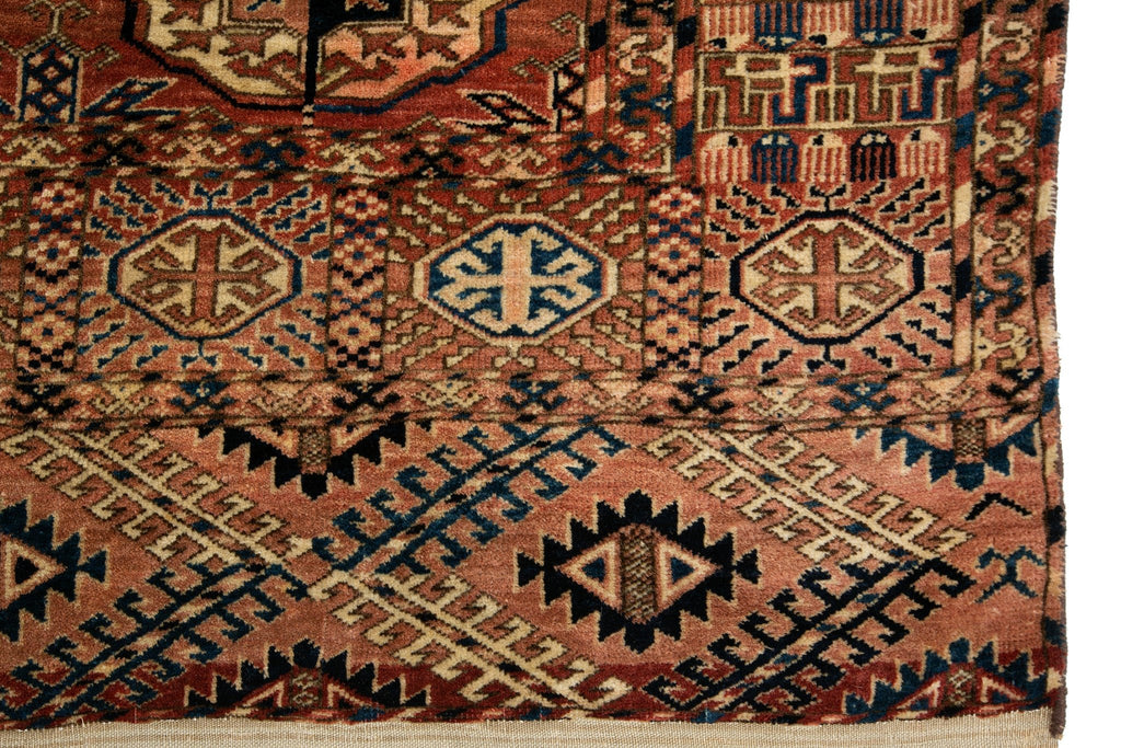 Turkomen Tekke 6'5" x 8'10" - SHARKTOOTH Antique and Vintage Textiles