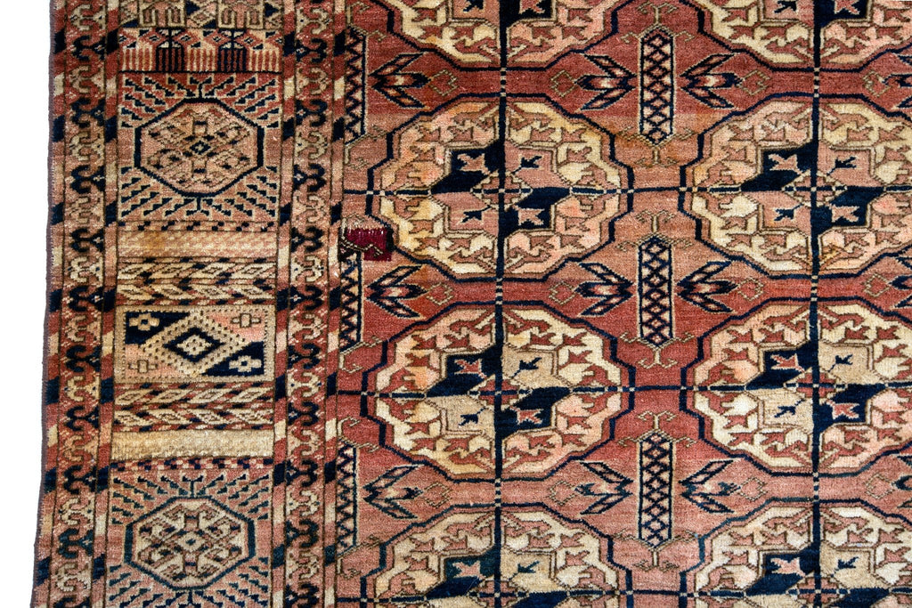 Turkomen Tekke 6'5" x 8'10" - SHARKTOOTH Antique and Vintage Textiles