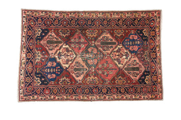 Vintage Bakhtiari 5'x 8' - SHARKTOOTH Antique and Vintage Textiles