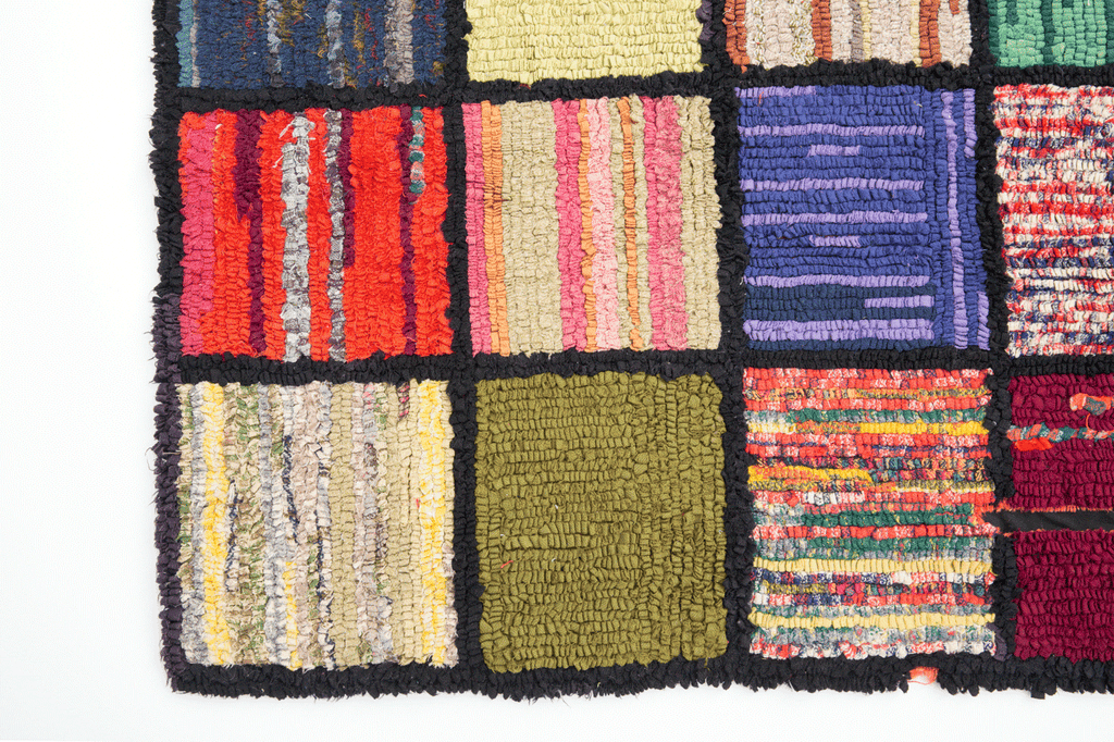 Vintage Latch Hook Rug - SHARKTOOTH Antique and Vintage Textiles